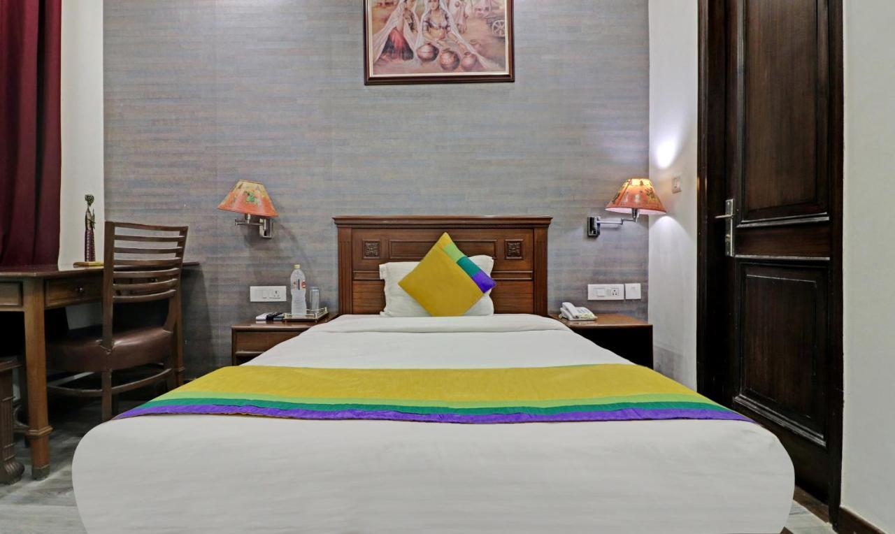 Itsy Hotels Hamlets Stay Нойда Экстерьер фото